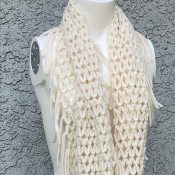 Mudd fringe infinity scarf - Picture 2 of 2